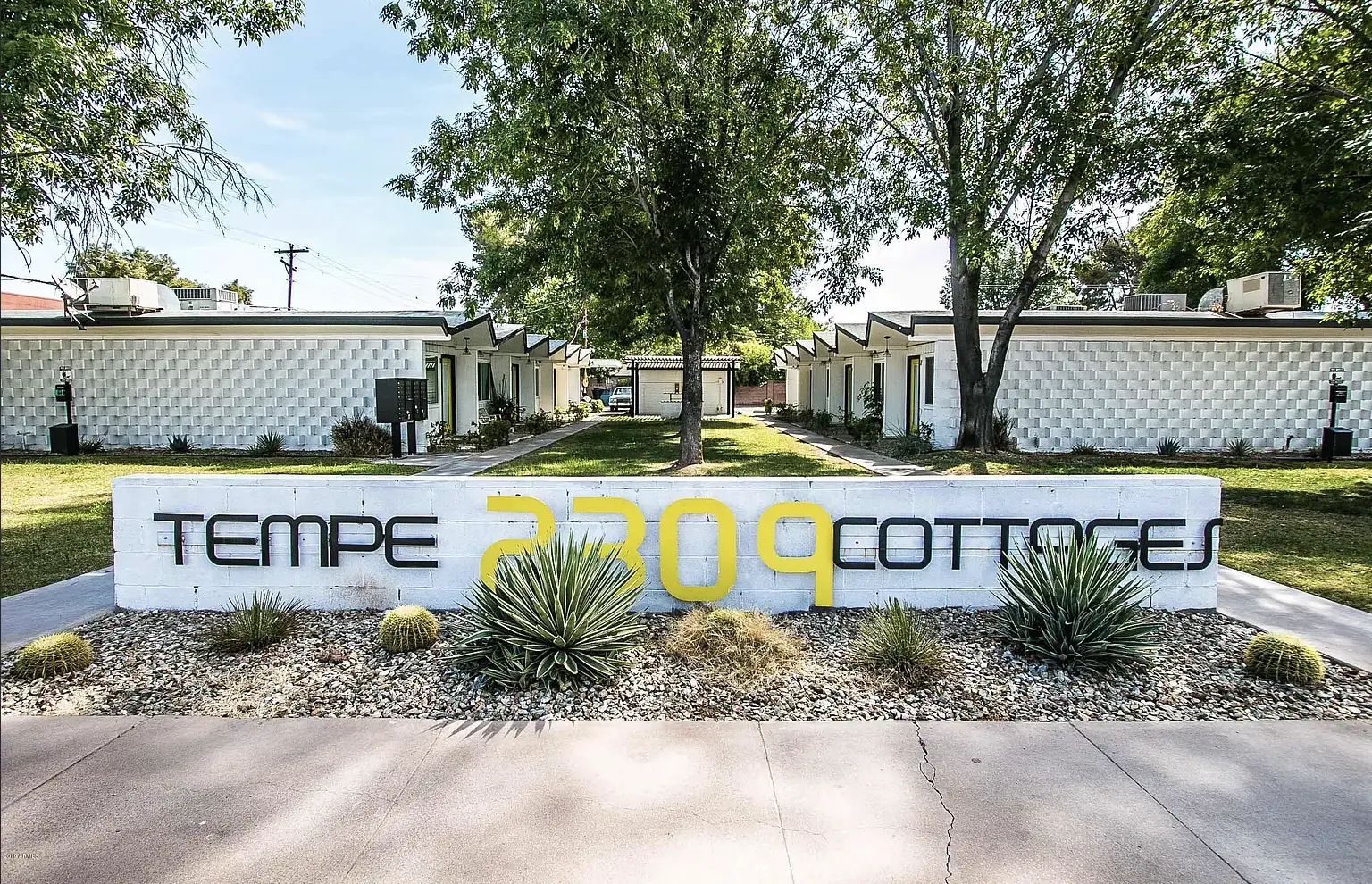 Tempe Cottages Banner 3
