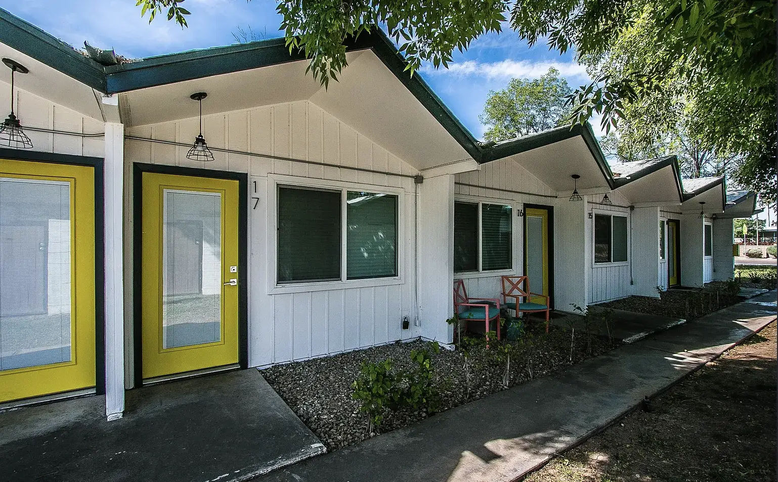 Tempe Cottages Banner 1